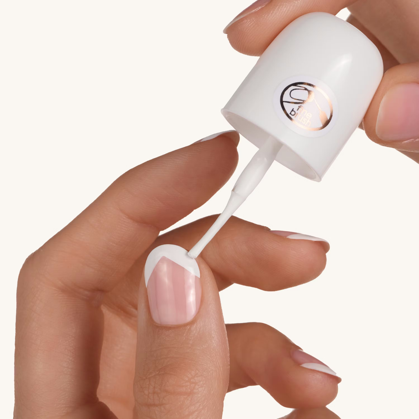 Essence French Manicure Tip Painter 8ml
