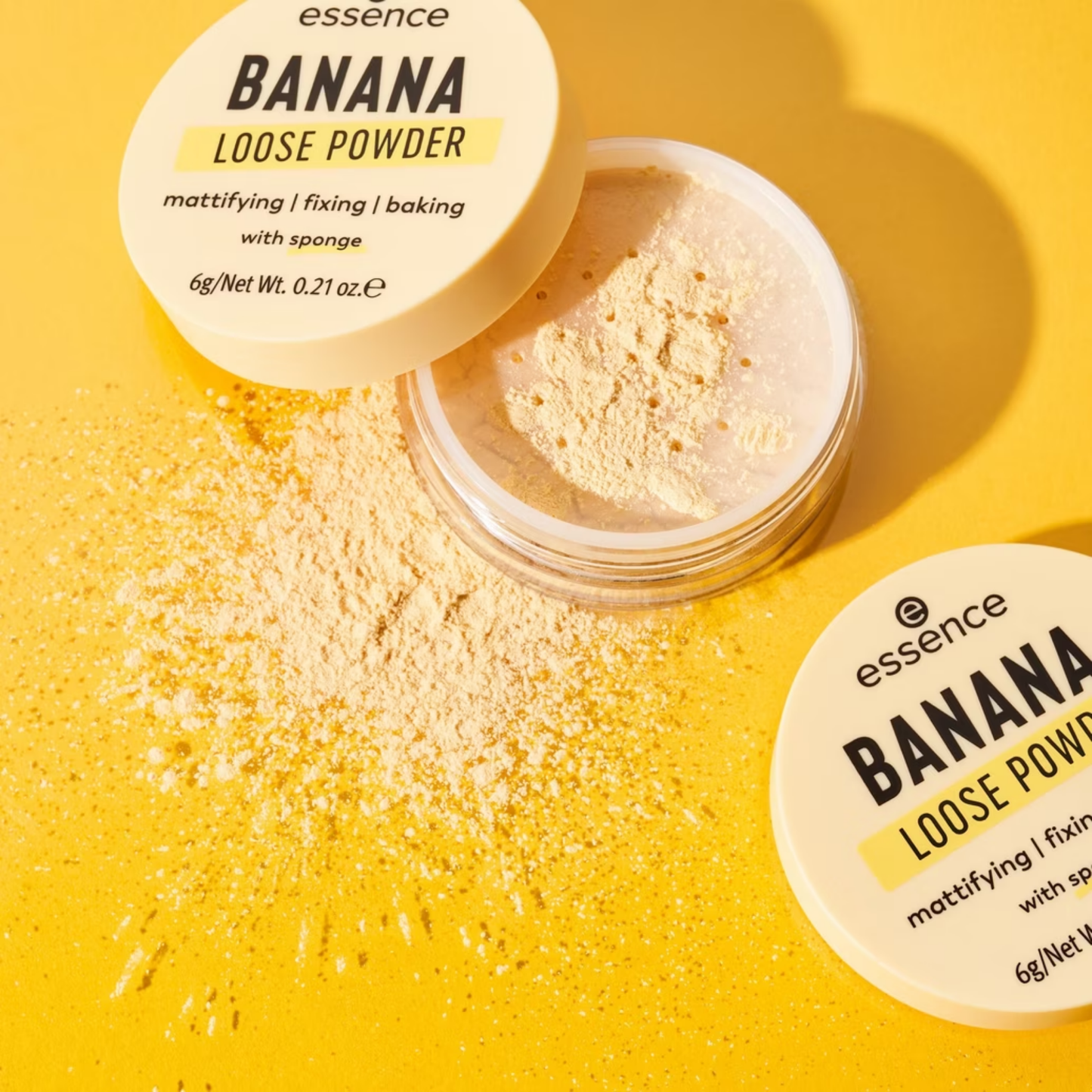 Essence Banana Loose Powder With Sponge 6gm