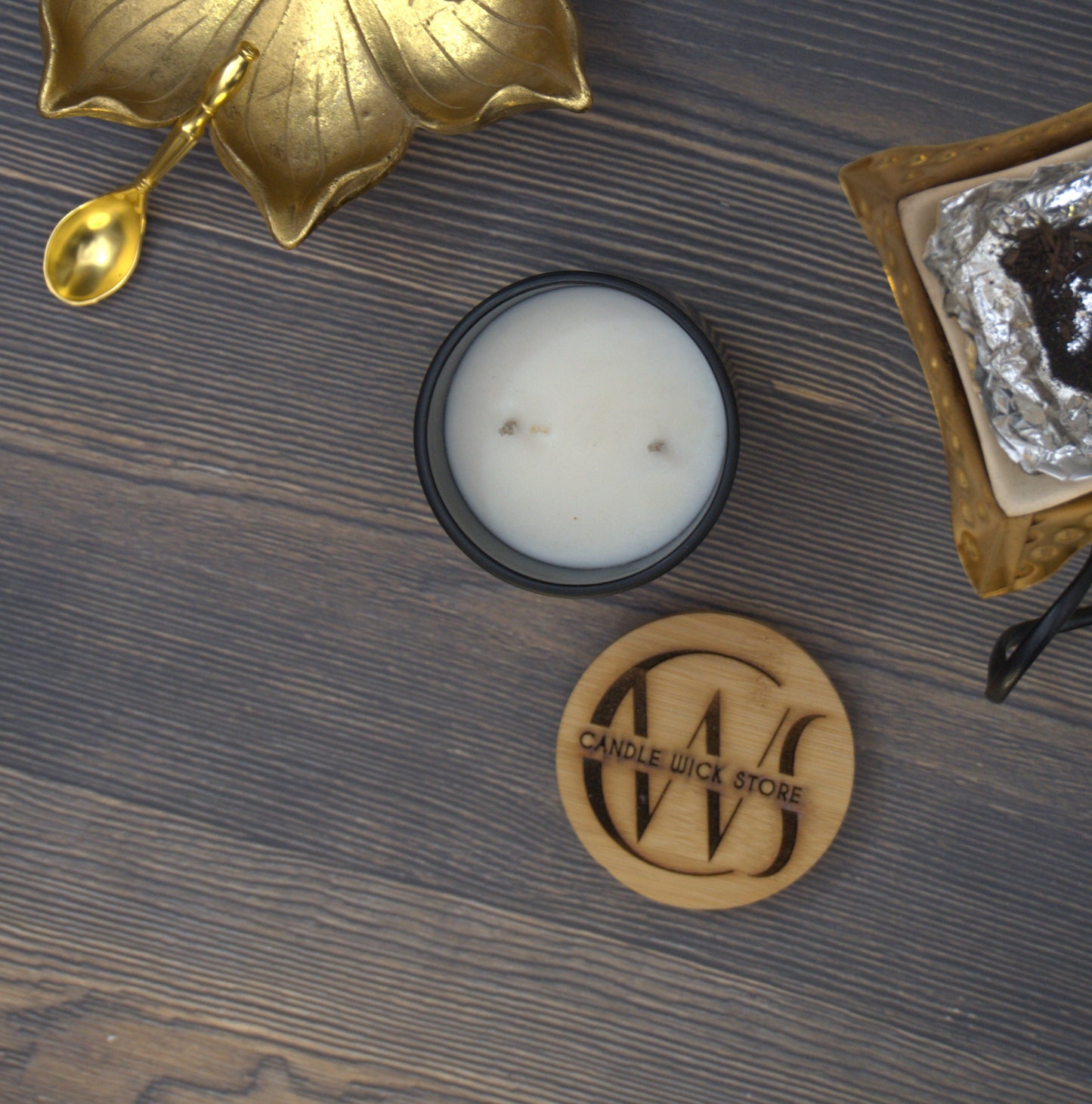 Candle Wick Store Istanbul Candle with Golden Bakhoor Scent