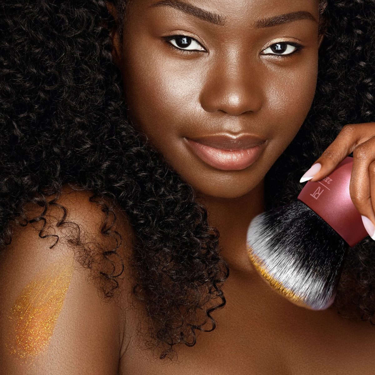 Real Techniques Angled Kabuki Makeup Brush