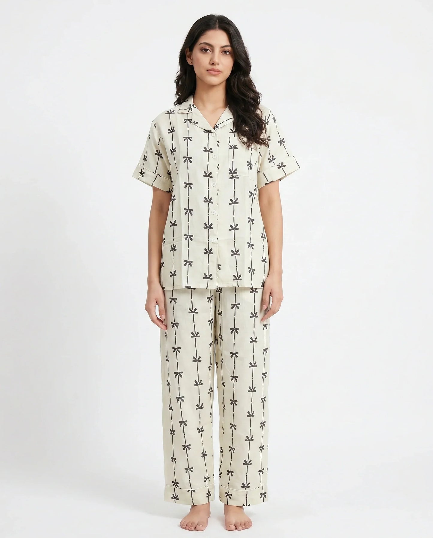 Sajiero Linen Pajama Suit Sketched Bow