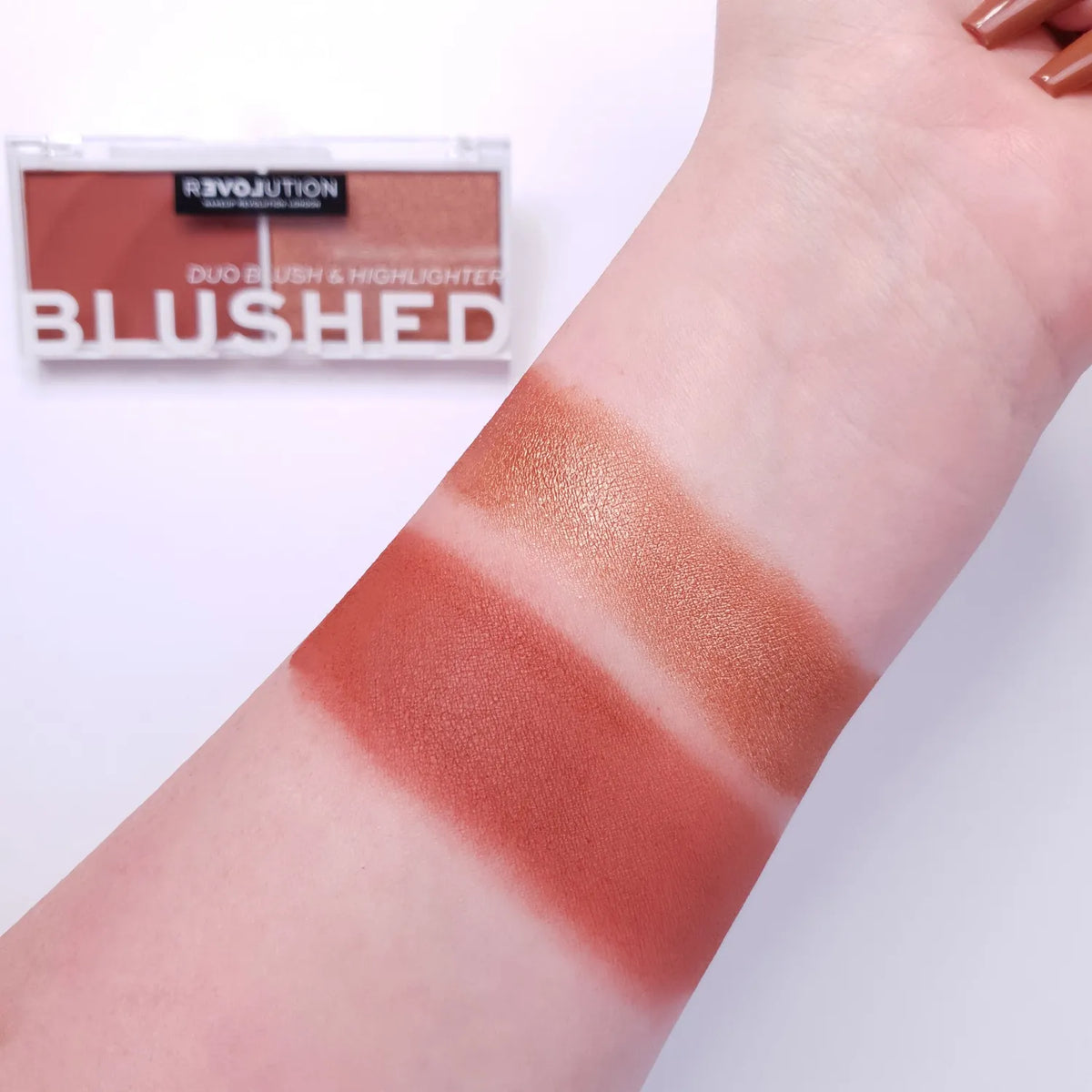 Revolution Relove Colour Play Duo Blush & Highlighter