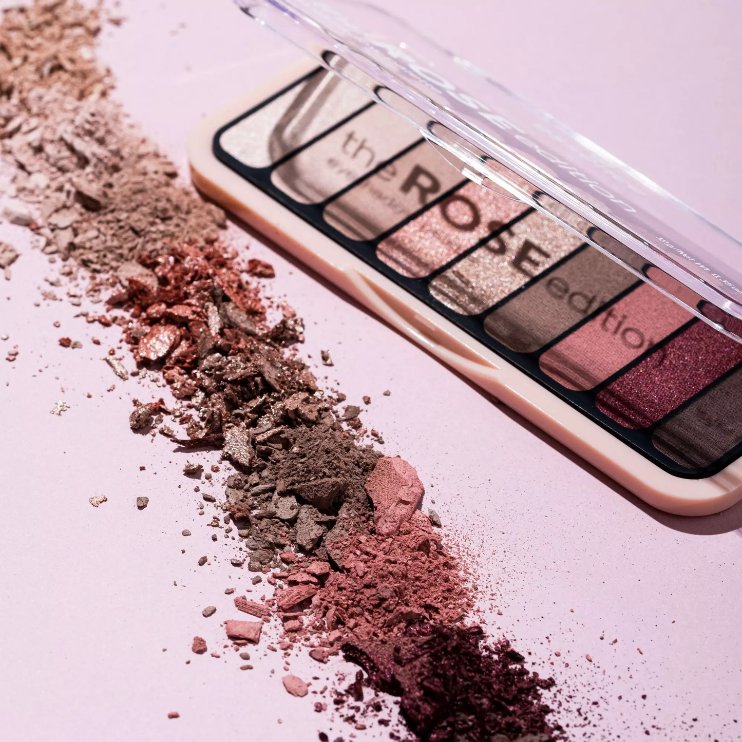 Essence The ROSE Edition Eyeshadow Palette 20 Lovely In Rose 10gm