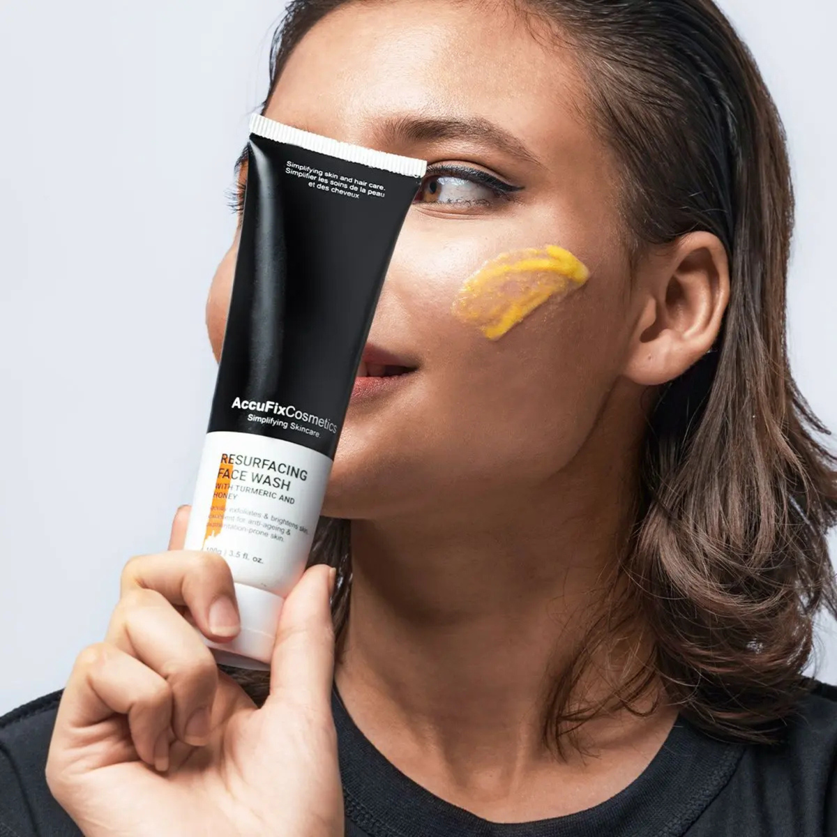 AccuFix Cosmetics Resurfacing Face Wash with turmeric & honey