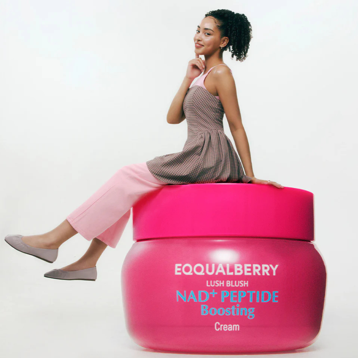 Eqqualberry NAD+ Peptide Boosting Liquid Blush Cream