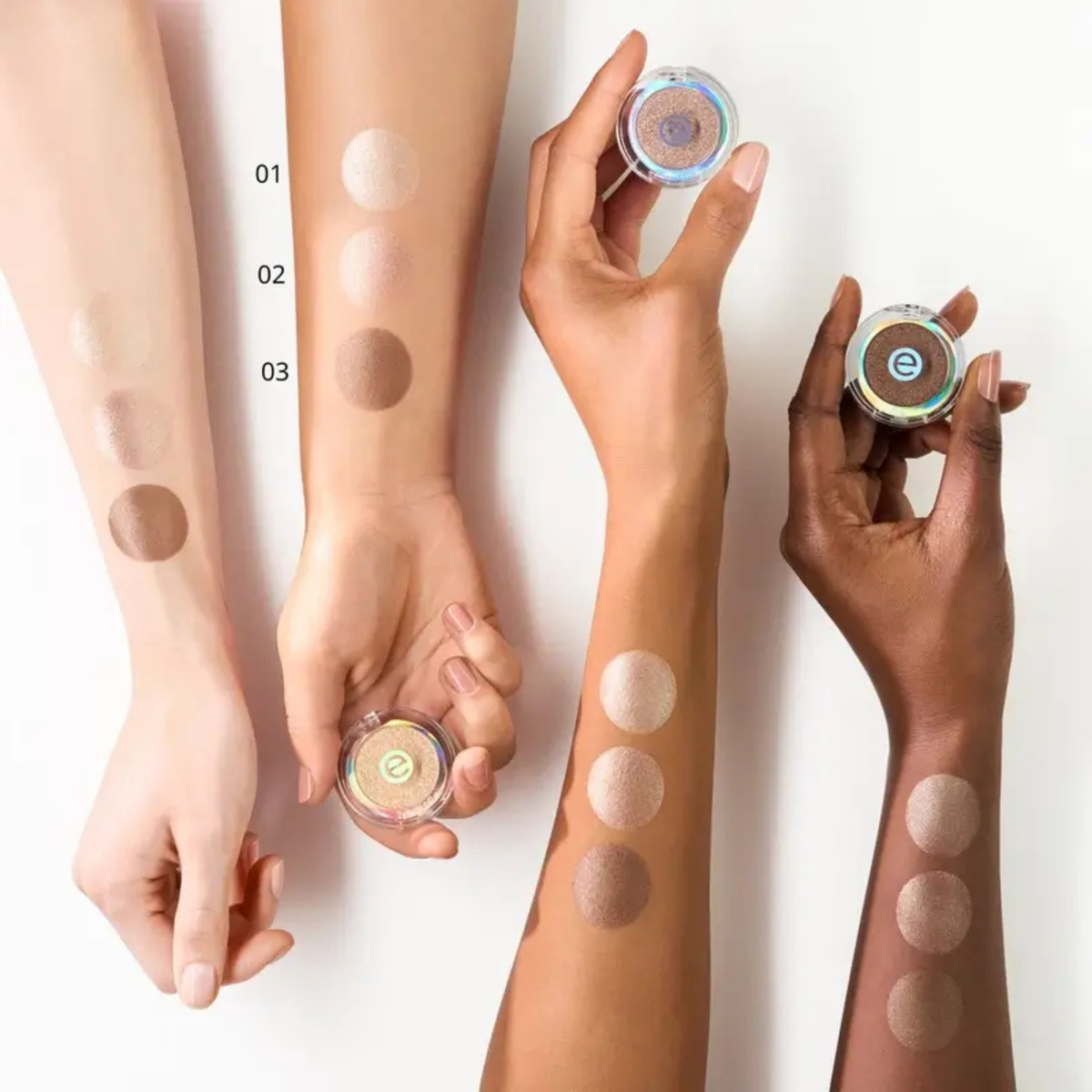 Essence Mono Eyeshadow Pearly 2gm