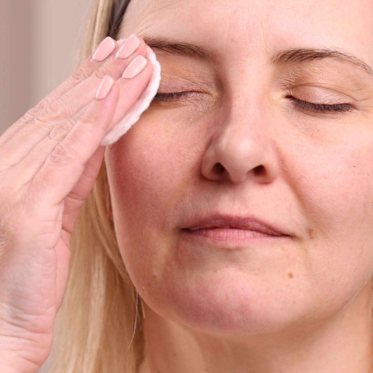 Eminence Herbal Eye Make Up Remover