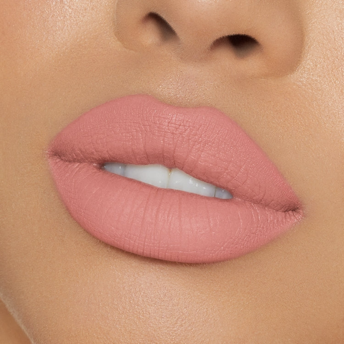 Kylie Cosmetics Matte liquid Lipstick & Lip Liner Set