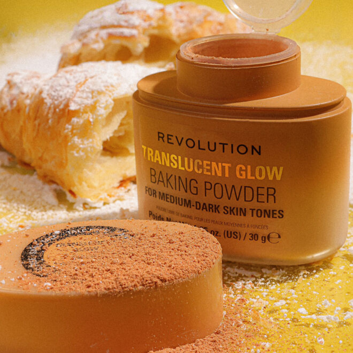 Revolution Translucent Glow Loose Baking Powder 30gm