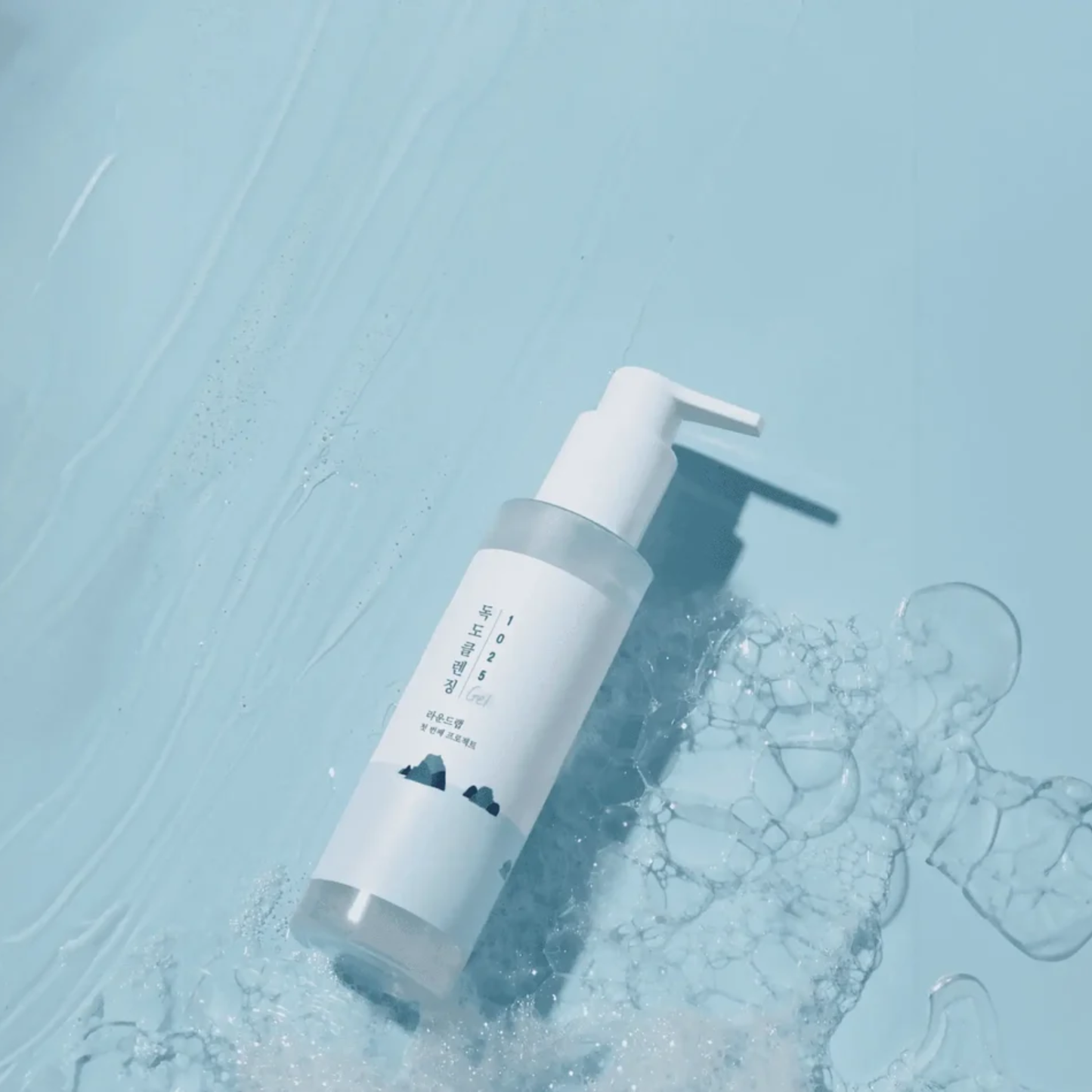 Round Lab 1025 Dokdo Cleansing Gel