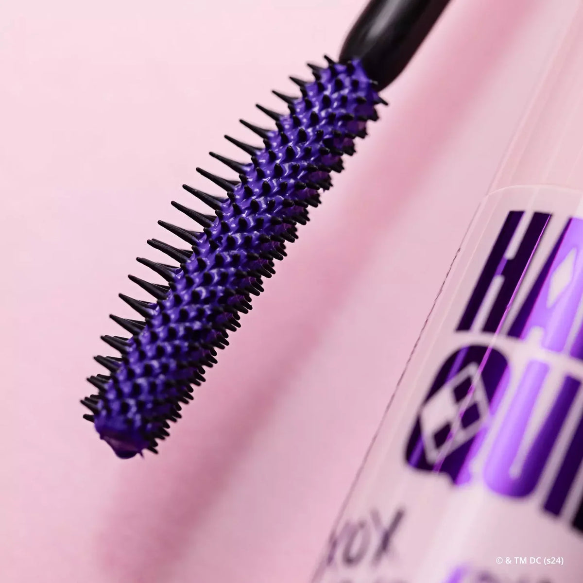 Essence Harley Quinn Colored Mascara 12ml