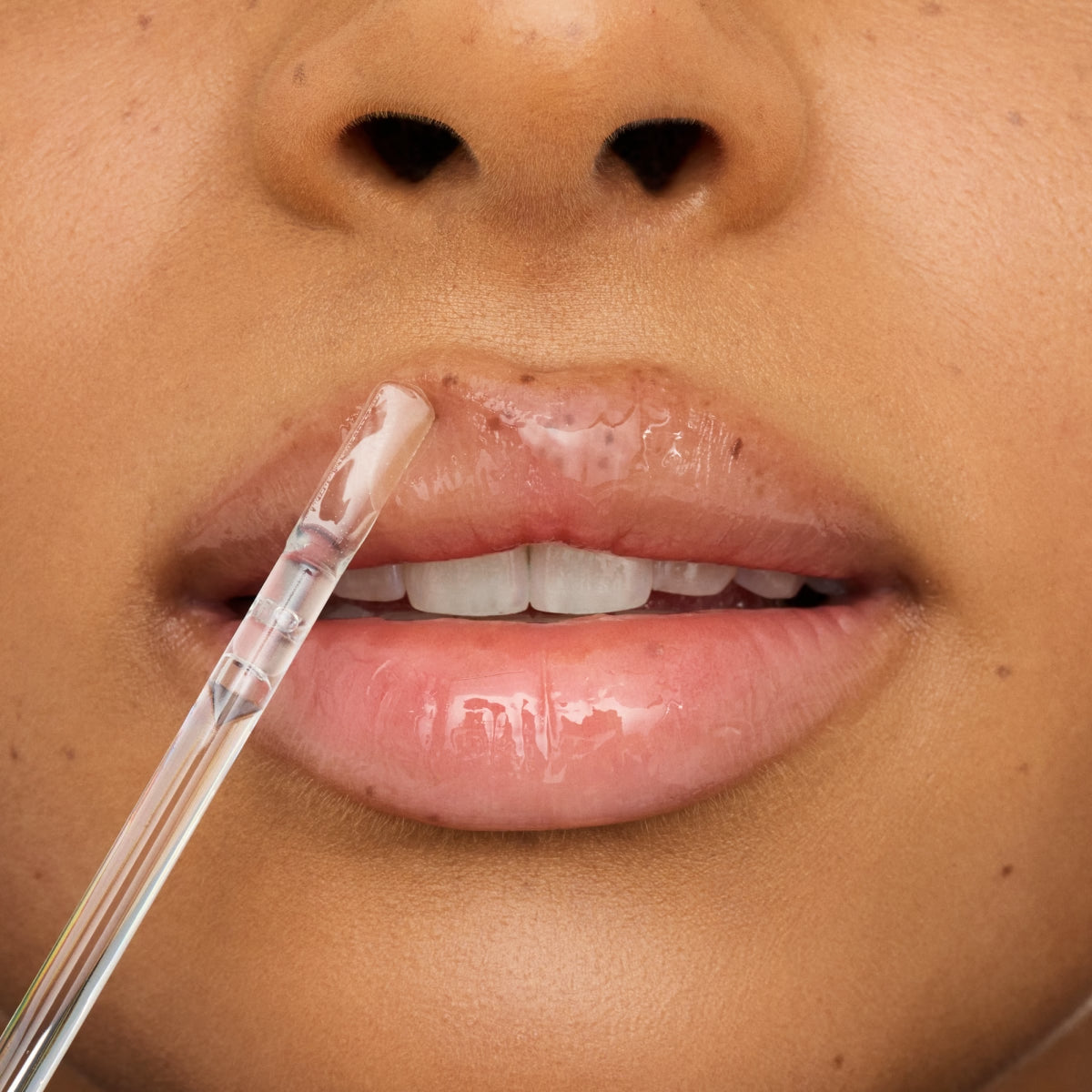 Essence What The Fake! Lip Plumping Filler 4.2ml