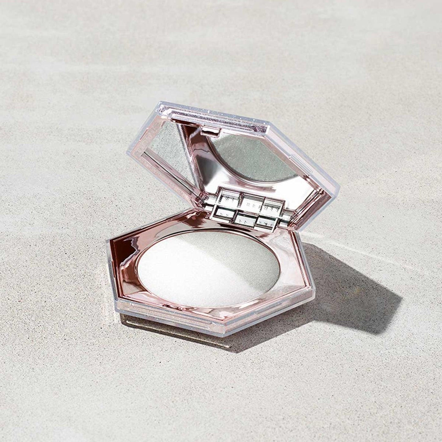 Fenty Beauty Diamond Bomb All-Over Diamond Veil How Many Carats?! 8gm