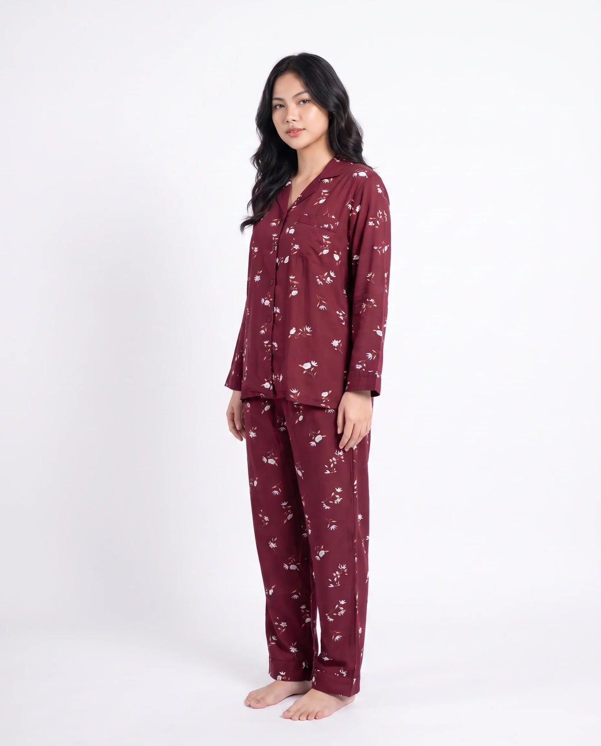 Sajiero Linen Pajama Suit Botanica